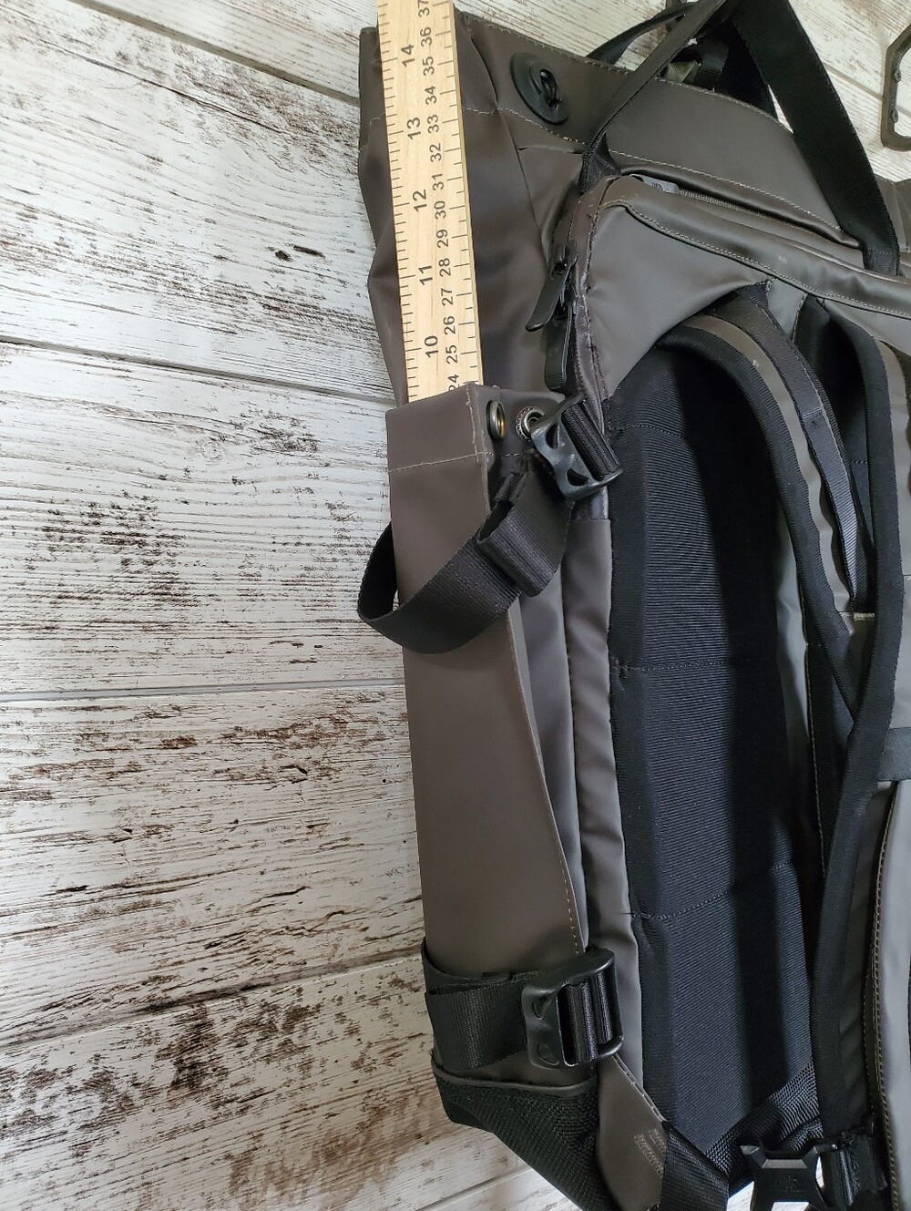 The North Face Commuter Pack Large Laptop Backpack Water Resistant Bike - Picture 3 of 16